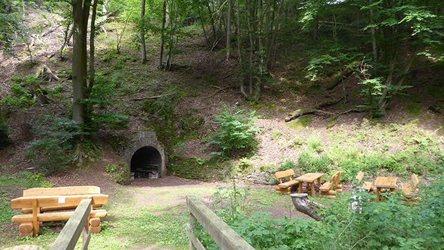 Lüchtringen - Eiskeller in der Gänseweide