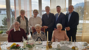 Frau Inge Roth feiert 100. Geburtstag
